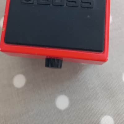 Boss MD-2 Mega Distortion (Silver Label) 2001 - Present - Red image 1