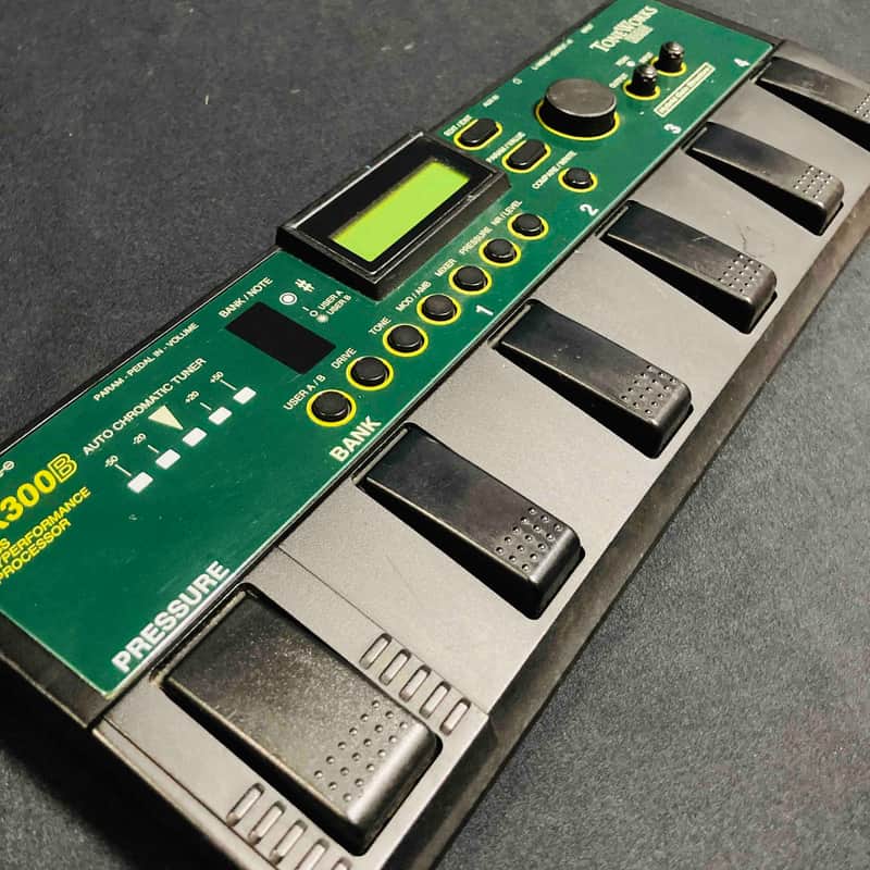 Korg Toneworks AX300B Multi Effects for Electric Bass | Reverb