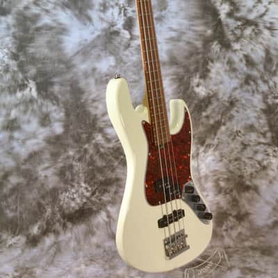 2021 Sadowsky MetroExpress Hybrid P/J Bass - Olympic White image 4