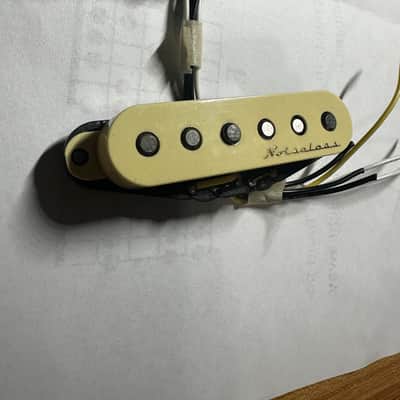 Fender 099-2115-000 Vintage Noiseless Stratocaster Pickup Set 2010s - Aged White image 4