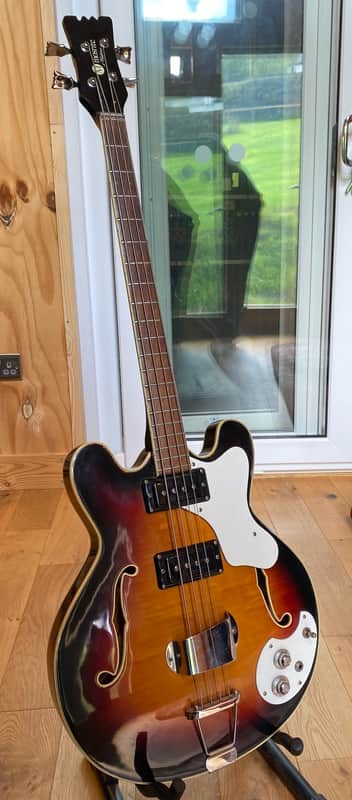 Mosrite Celebrity II Bass 1967 - Sunburst image 1