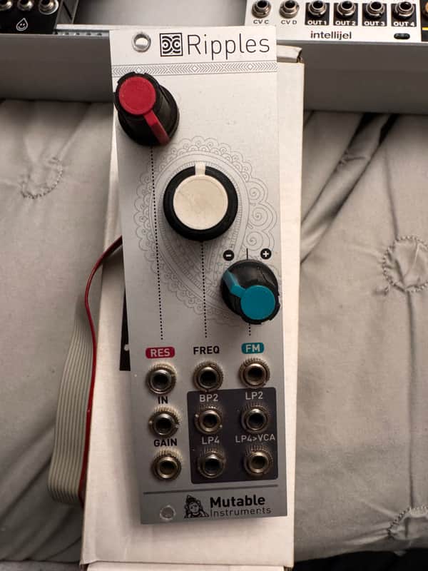 Mutable instruments Ripples | ModularGrid Eurorack Marketplace