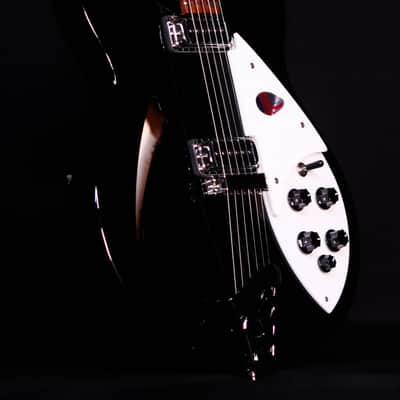 Rickenbacker 330 Double Cutaway Electric, JetGlo image 4