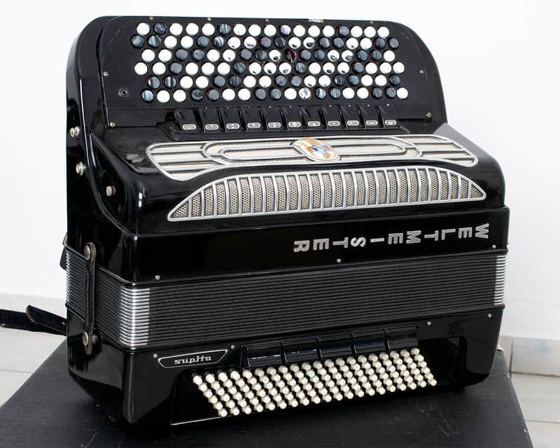 Weltmeister Supita 6 row Chromatic Button Accordion B-griff image 1