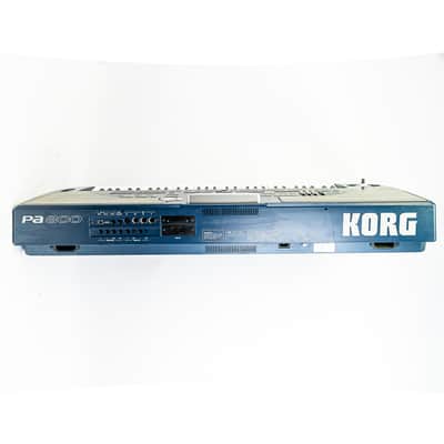 Korg Pa800 61-Key Arranger Keyboard w/ EC5 Controller & Gator Gig Bag image 7
