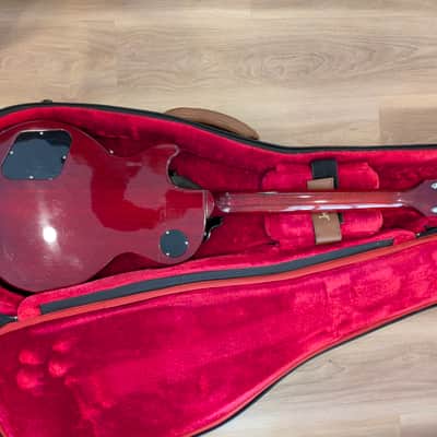 Gibson Les Paul Studio without Fretboard Binding 2019 - 2024 - Wine Red image 2
