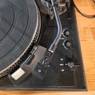 Technics SL-2000 Direct Drive Turntable 1976 - 1977 - Black image 3