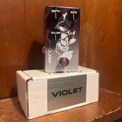 Flattley Violet Tremolo - Purple Glitter Skull image 2