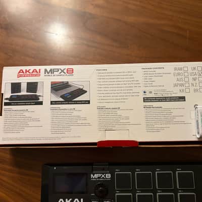Akai MPX8 SD 2013 - Present - Black image 2