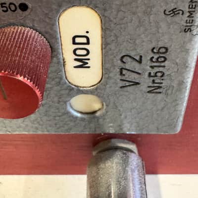 Siemens  V72 Racked 220V image 3