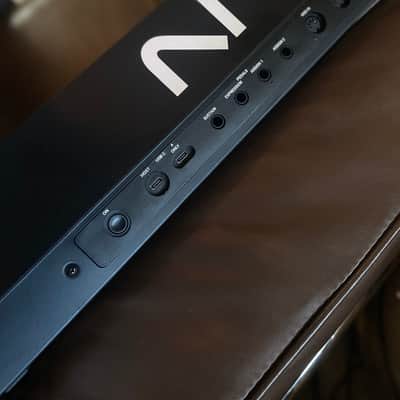 Native Instruments Komplete Kontrol S88 MK3 2023 - Present - Black image 4