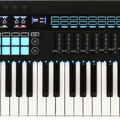 Novation 61SL MkIII 61-key Keyboard Controller with Sequencer (SLmk3-61d1)