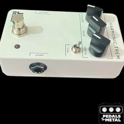 JHS 3 Series Harmonic Trem 2022 - Present - White - X18736 image 5