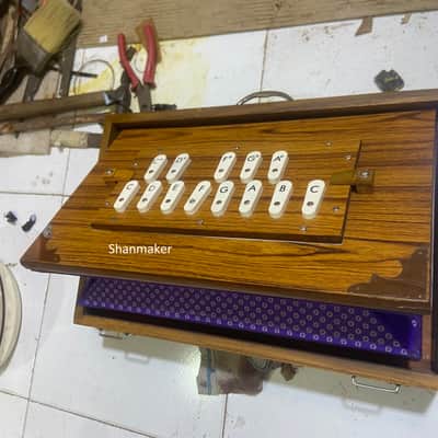 Amazing best sounding, teack wood, Handmade shruti Box, tuned 432hz long stamina deeper bass sound, very good bass image 3