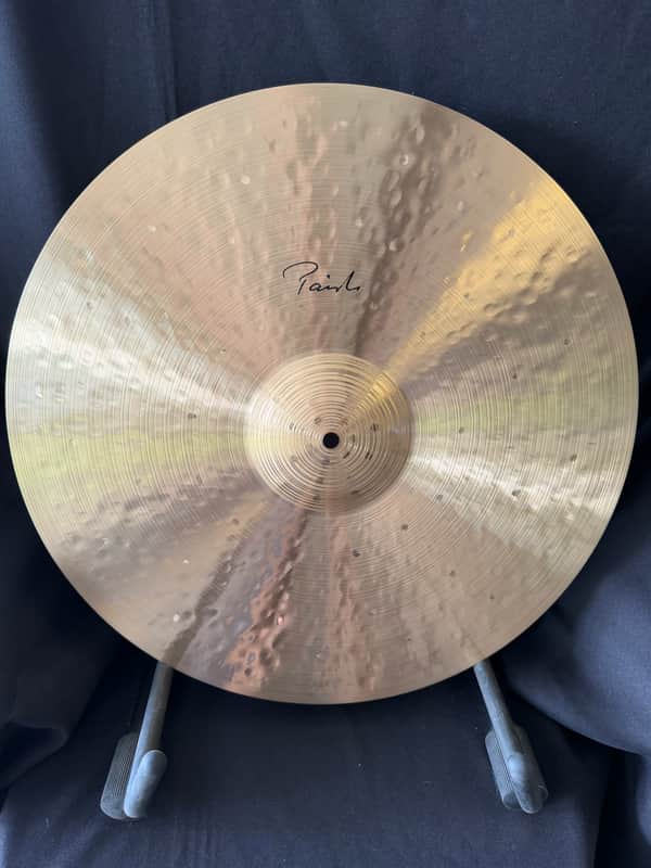 Paiste Signature Traditionals Light Ride 20” (1867g) | 2023 | Includes MyCymbal.com Certificate image 1