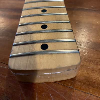 2006 Fender Strat Neck Maple Standard Stratocaster 9.5" Brass Nut image 7