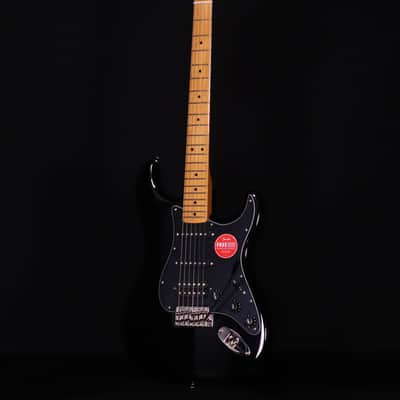 Squier Classic Vibe '70s Stratocaster HSS, Maple FB, Black image 6