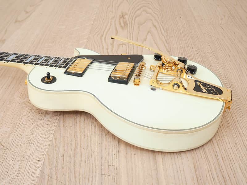 1995 Gibson Les Paul Custom Electric Guitar Alpine White w/ Bigsby