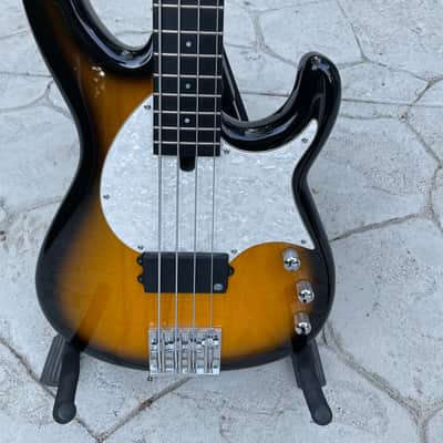 Warning --> Modulus Funk (Flea) 4 String Bass 2009 Sunburst in VG/Excellent condition w/ LANE POOR! image 10
