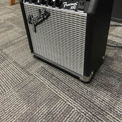 Fender Frontman 10G 10-Watt 1x6" Guitar Practice Amp 2007 - Present - Black image 2