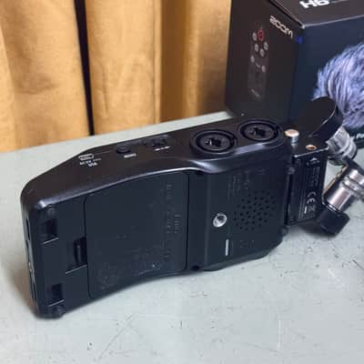Zoom H6 Digital Multi-Track Recorder w/wind screen, cables and more image 4