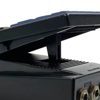 Boss FV-50L Stereo Volume 1987 - Present - Black TGHM image 14
