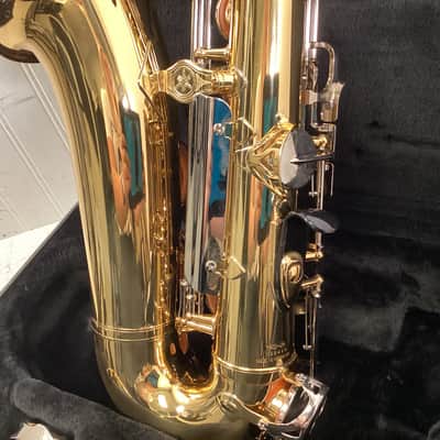 Yamaha YAS-26 Standard Alto Saxophone image 11