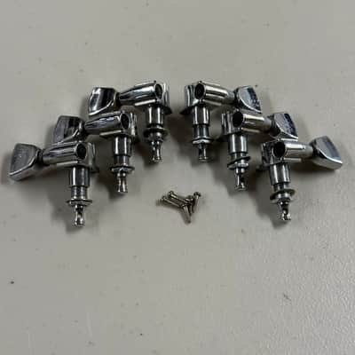 1970's Gibson Embossed Sealed Tuners with Bushings and Screws (T-418) image 2