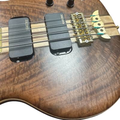 Alembic Crest 4 Medium Scale (32"), Walnut / Ebony / Side Led's *Similar On Order, ETA Oct 2026 image 9