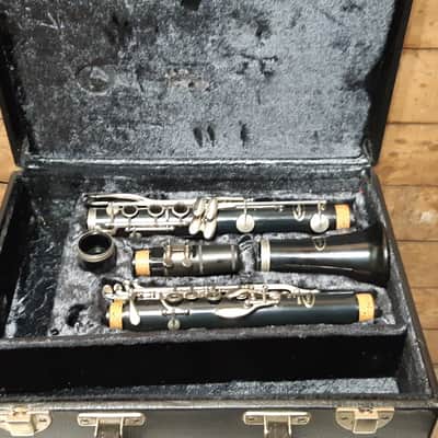 Vito 7212 student clarinet with original case image 2