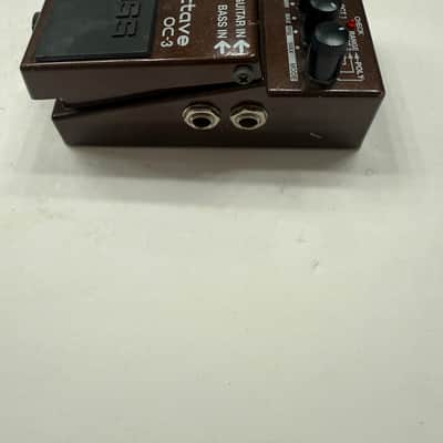 Boss Roland OC-3 Super Octave Octaver Guitar Bass Effect Pedal image 4