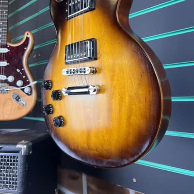 Gibson Les Paul ‘60s Tribute Satin Tobacco Sunburst 2012 Left Handed Electric image 5