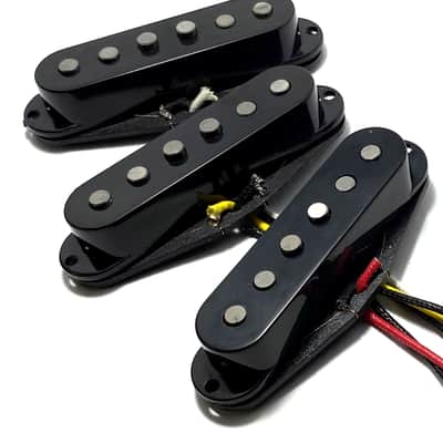 Dragonfire Pure Vintage Single Coil Pickup Set, Early Strat Performance AlNiCo 5 SSS Set, Black Covers image 3