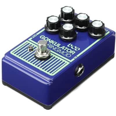 DigiTech Gonkulator Ring Modulator Effect Pedal Bundle w/ 2-Pack Strukture S6P48 Woven Right Angle Patch Cable, 12-Pack Guitar Pick and Liquid Audio Polishing Cloth image 4