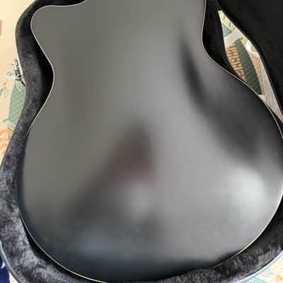 Godin 5th Avenue Uptown GT 2011 Black w/ Gator Hardshell Case image 4