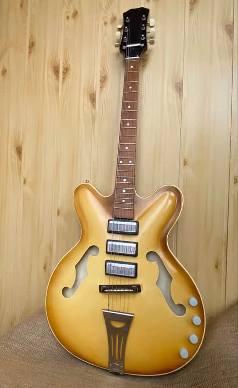 Mariya Electric Guitar 6 Strings USSR Soviet Vintage and Rare image 1