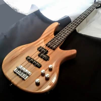 🎸+AMP! Unmarked "EyeBuzz" S Style Electric Bass Guitar +Rosewood Fretboard +Cable!🎸 image 1