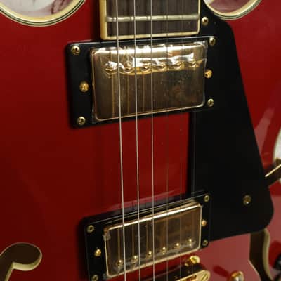 Ventura V32 "335" Style Red Mist Semi-Hollow Electric Guitar in Mint Condition image 4