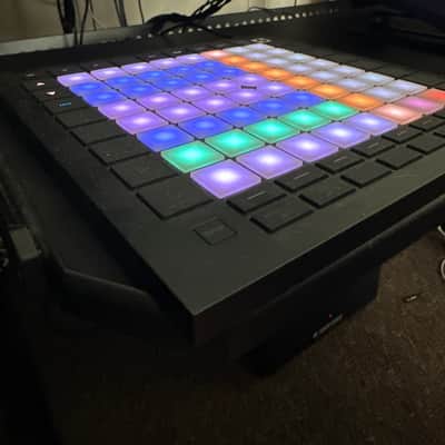 Novation Launchpad Pro MKIII Pad Controller 2020 - Present - Black image 5