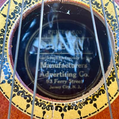 Manufacturers Advertising Co.- Ukelin- 1925- Tobacco Burst w/ Bows & Case image 3