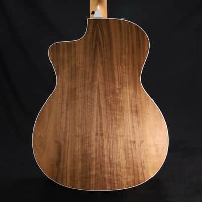 Taylor 214ce Grand Auditorium Spruce Top Mahogany Back and Sides Acoustic/Electric 330 image 9