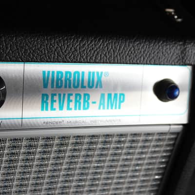 Fender 68 Custom Vibrolux Reverb-Amp 2-Channel 35-Watt 2x10" Combo (Reissue) image 2
