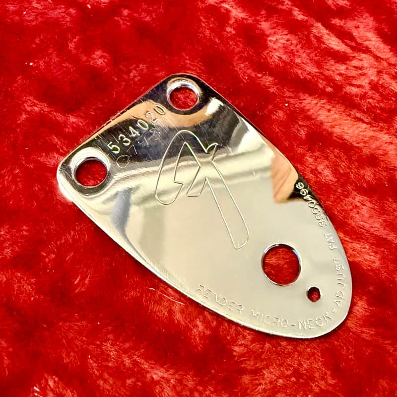 Fender Stratocaster neck plate 1974 - Chrome 3 bolt f logo telecaster deluxe custom Thinline original vintage USA image 1
