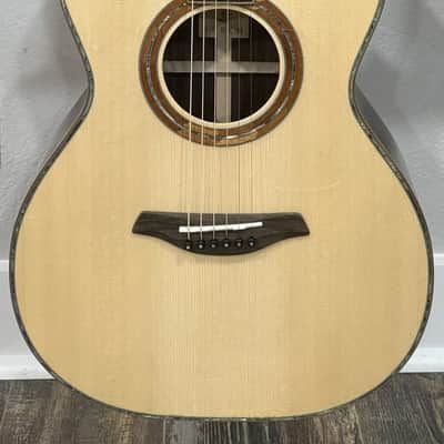 Furch Red OM-LR Alpine Spruce/Rosewood Koa Binding Abalone Purfling Hardshell Case image 5