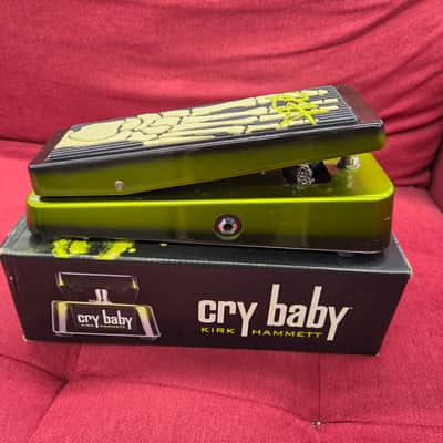 Dunlop KH95 Kirk Hammett Signature Cry Baby Wah - Green image 4