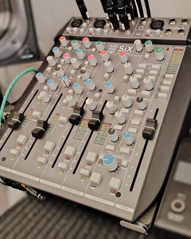 SiX 4-Channel Analog Mixer | Rare Deal on a Top-Shelf Console