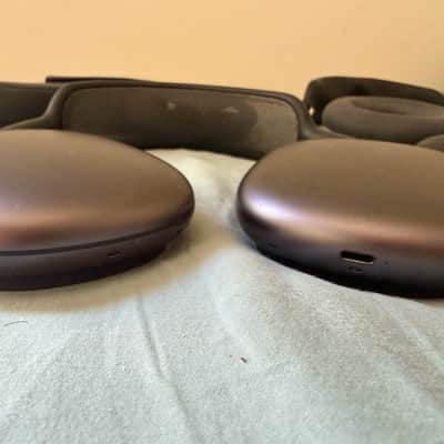 Apple - AirPods Max - Space Gray image 3