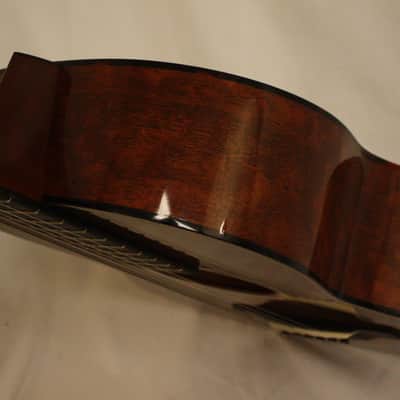 Martin Custom Shop 00-18VS UMGF 2013 Ambertone 1933 Sunburst image 5