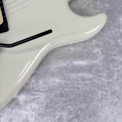 Kramer Baretta (original mid 80's neck, more recent body) guitar in aged white image 5