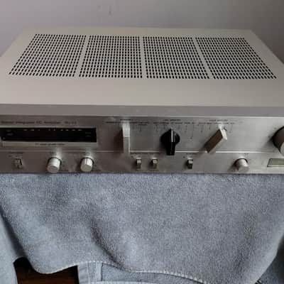 Technics SU V3 integrated amplifier in good working condition - 1990's image 2